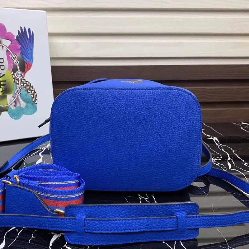 Pra*a bags 1907bp0007