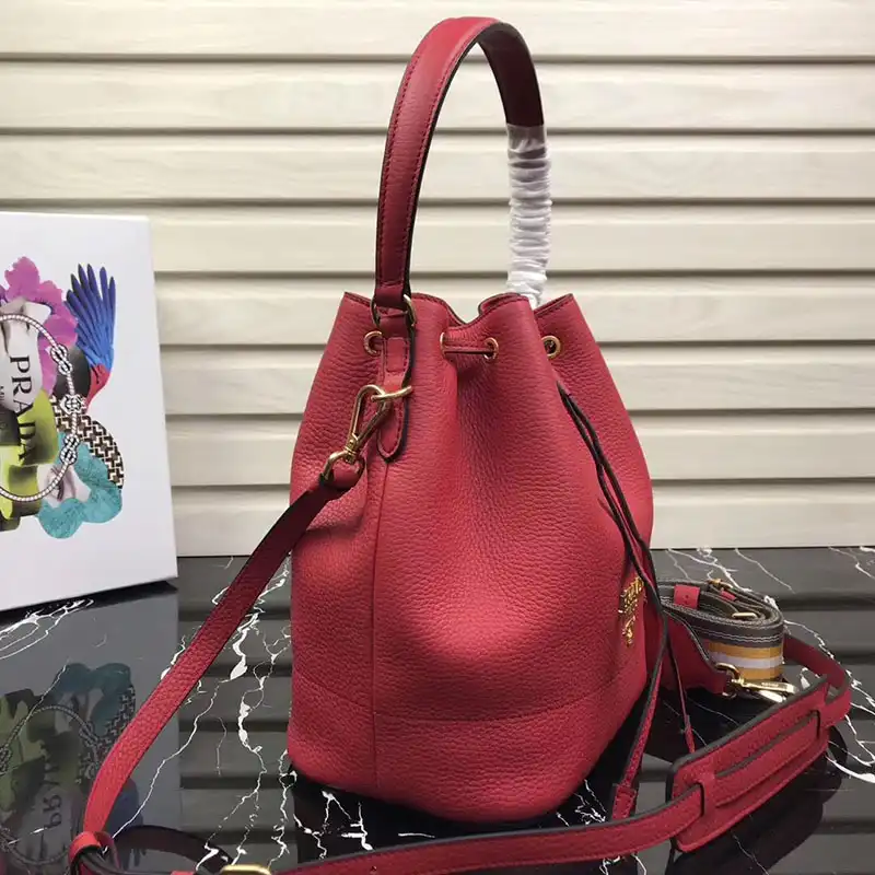 Pra*a bags 1907bp0011