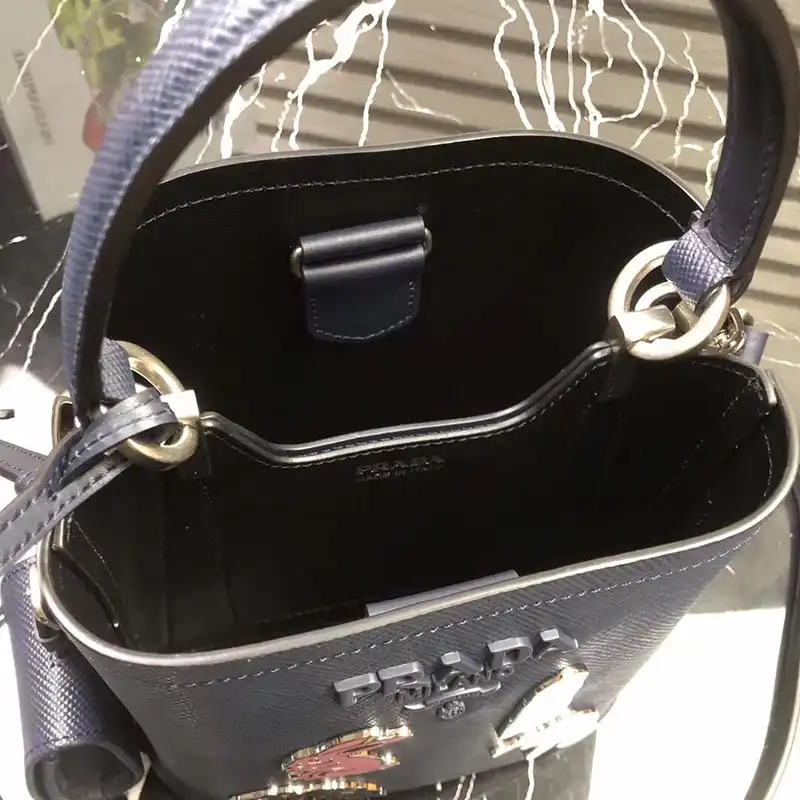 Pra*a bags 1907bp0056