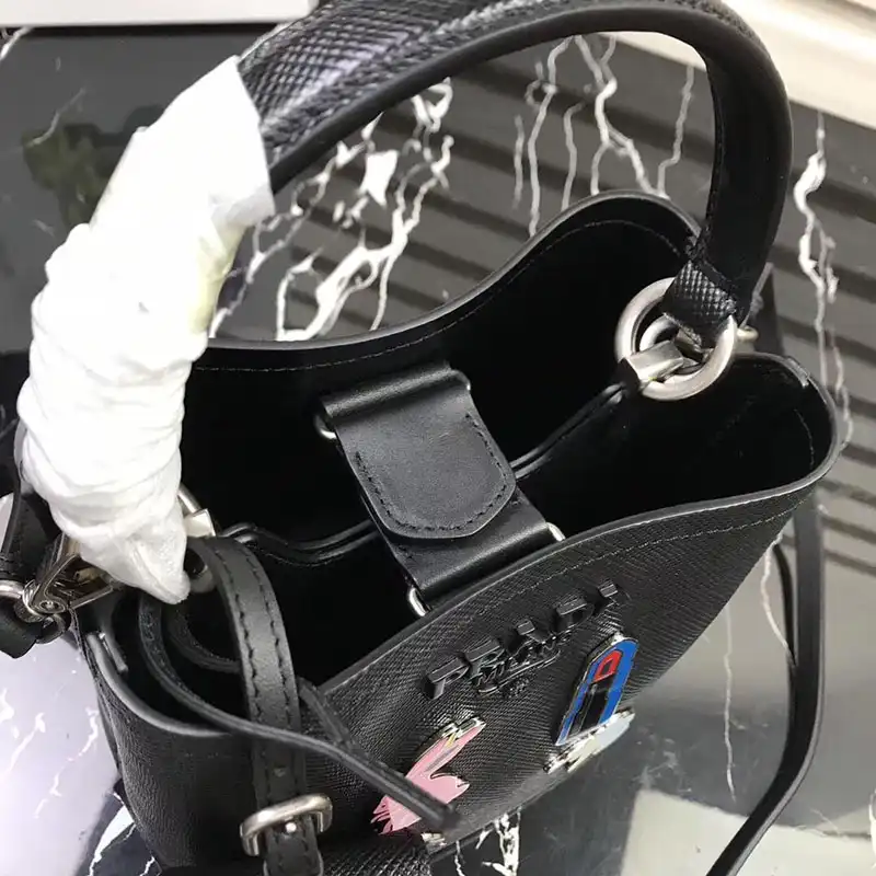 Pra*a bags 1907bp0057