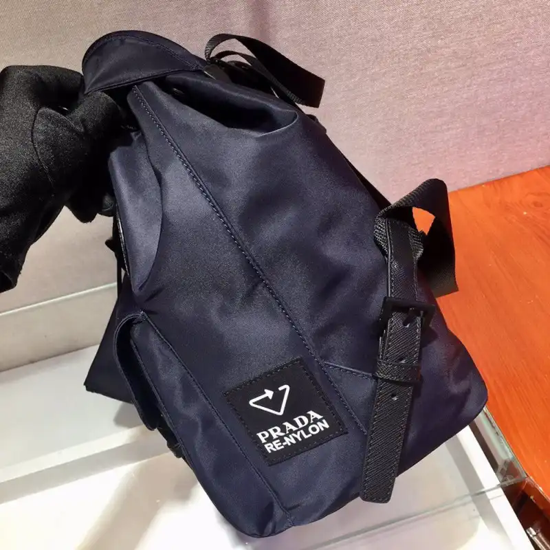 Pra*a bags 1910bb0001