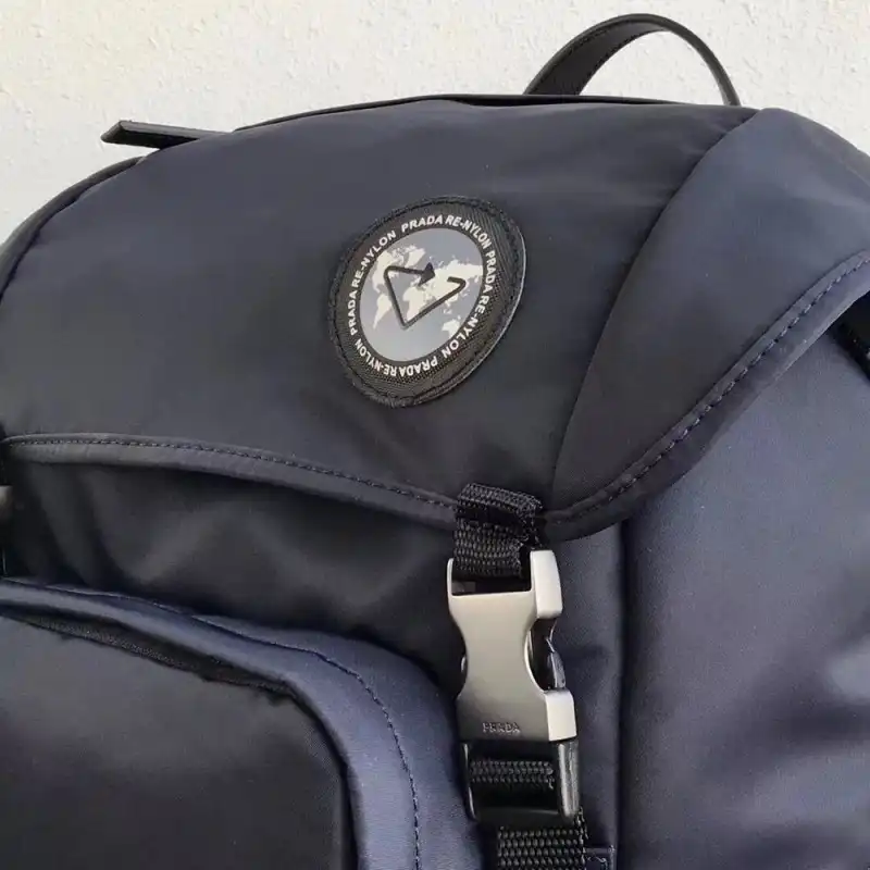 Pra*a bags 1910bb0063