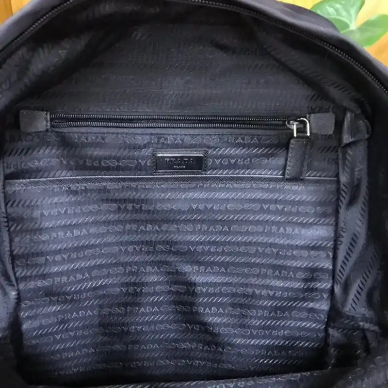 Pra*a bags 1910bb0067