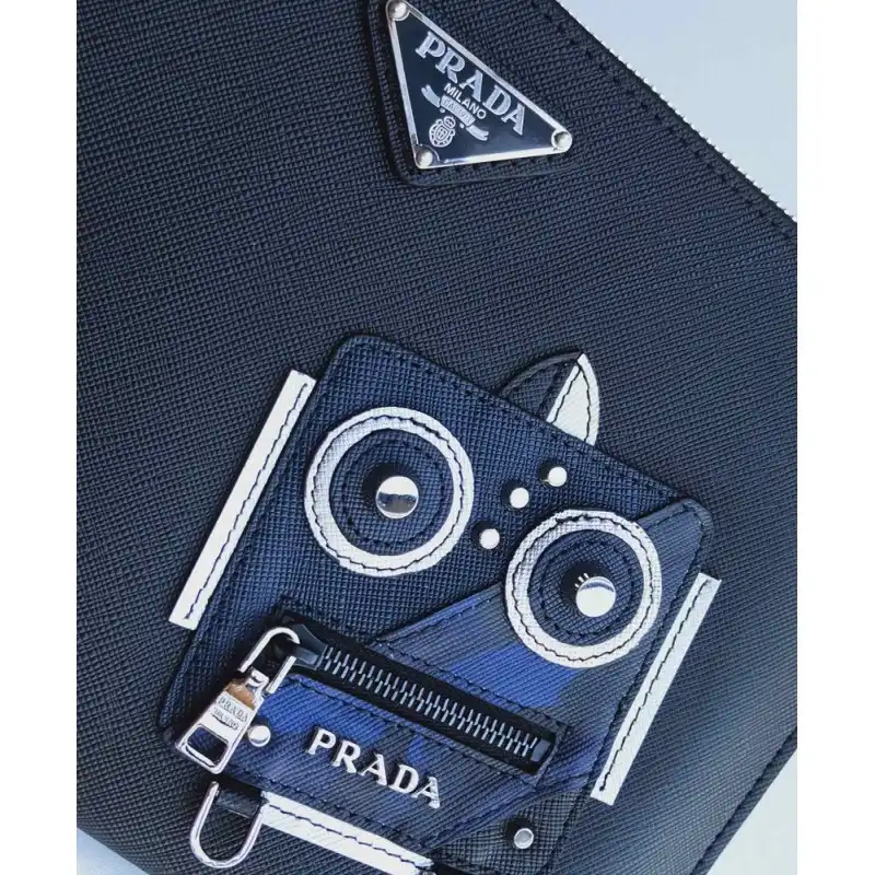 Pra*a bags 1910bb0071