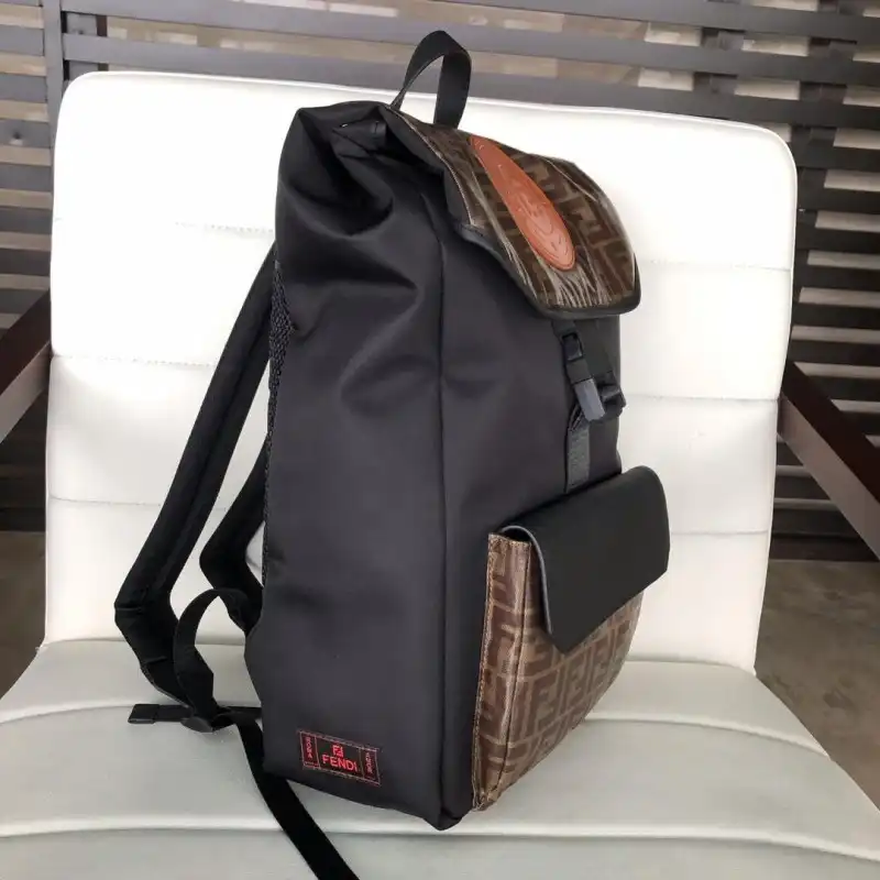 F**di bags 1917m0053