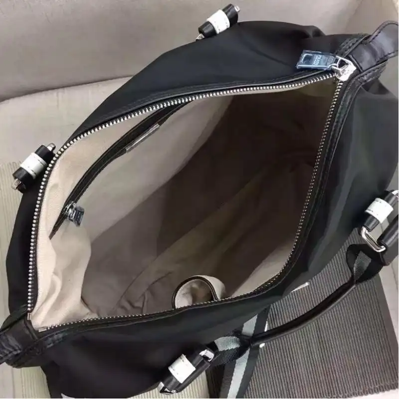 Pra*a bags 1917m0094