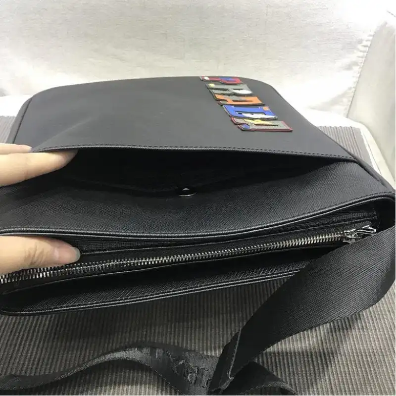 Pra*a bags 1917m0097