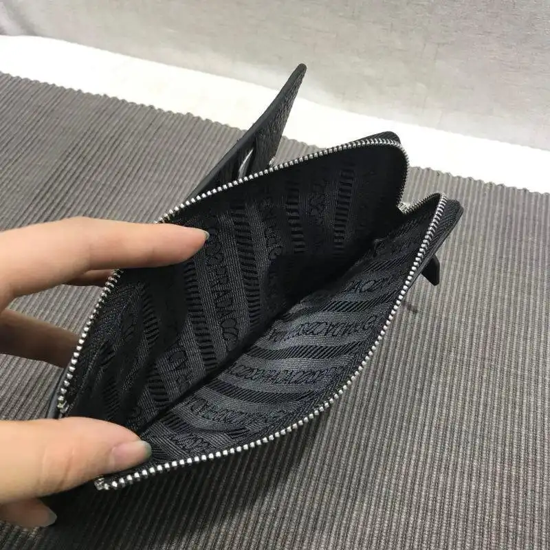 Pra*a bags 1917m0102