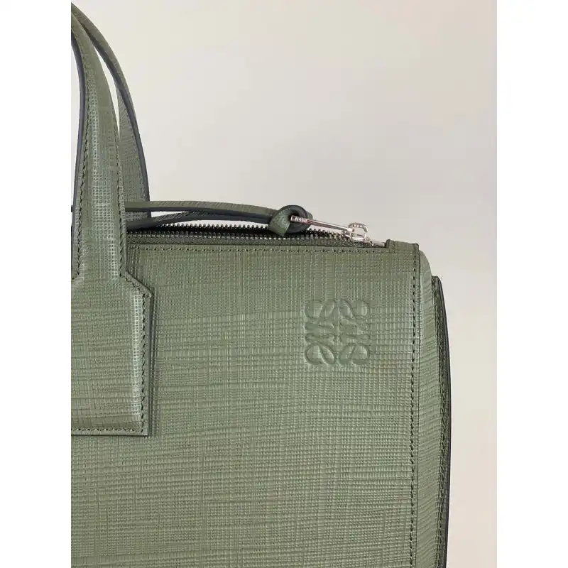 L0ew* bags 19loe0120