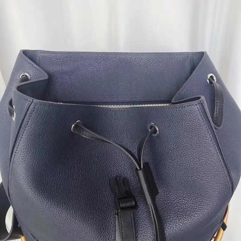 L0ew* s bag 19yan0008