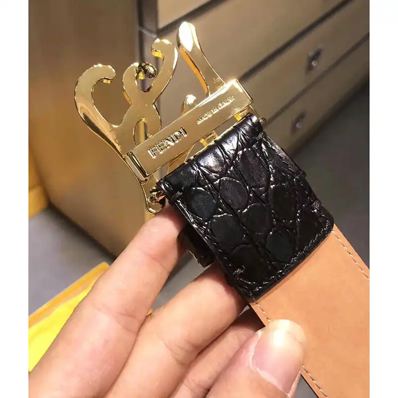 F**di s belte 19xf0050