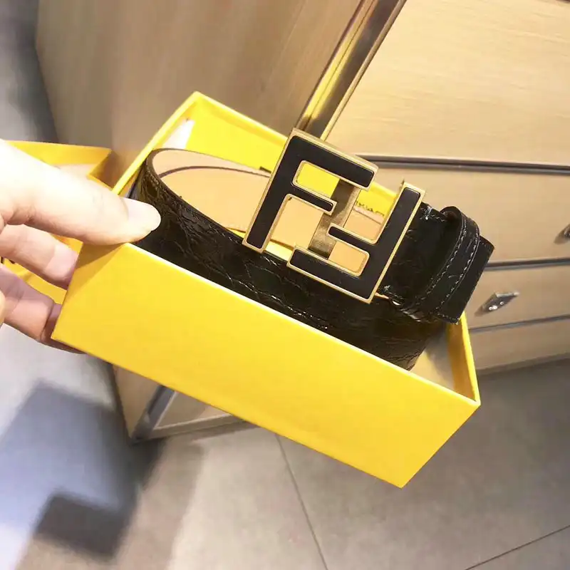 F**di s belte 19xf0052