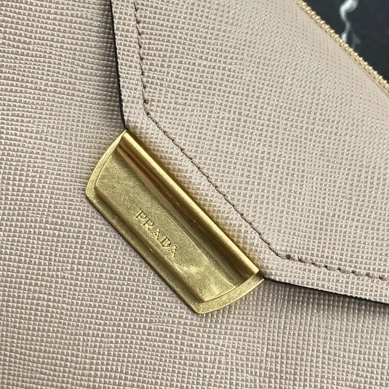 Pra*a bags 206b570022