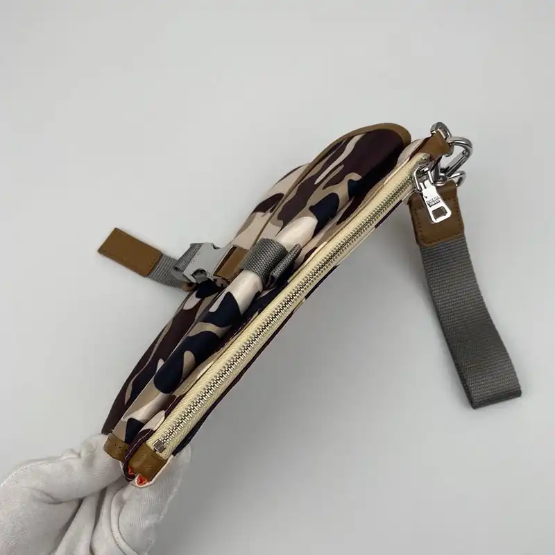 Pra*a bags 208b570117