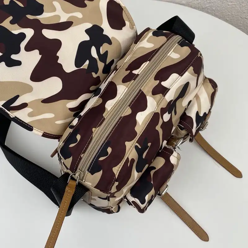 Pra*a bags 208b570122