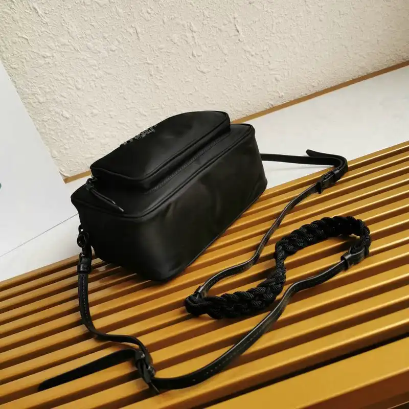 Pra*a bags 20b570071