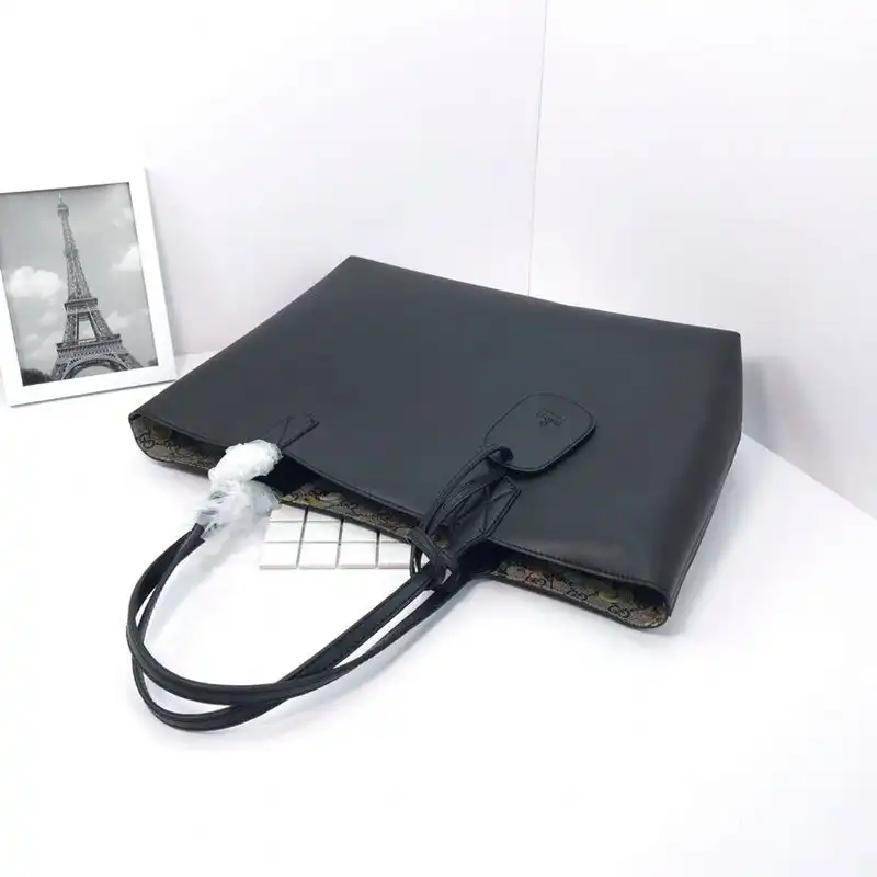 G*u*i bags 20b570074