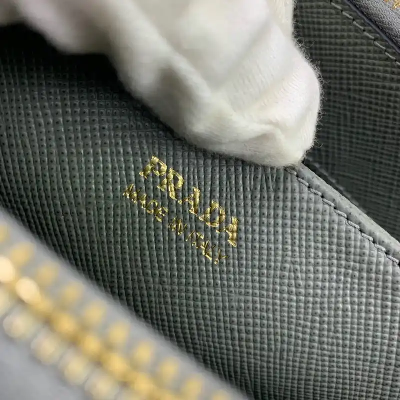 Pra*a bags 20b570207