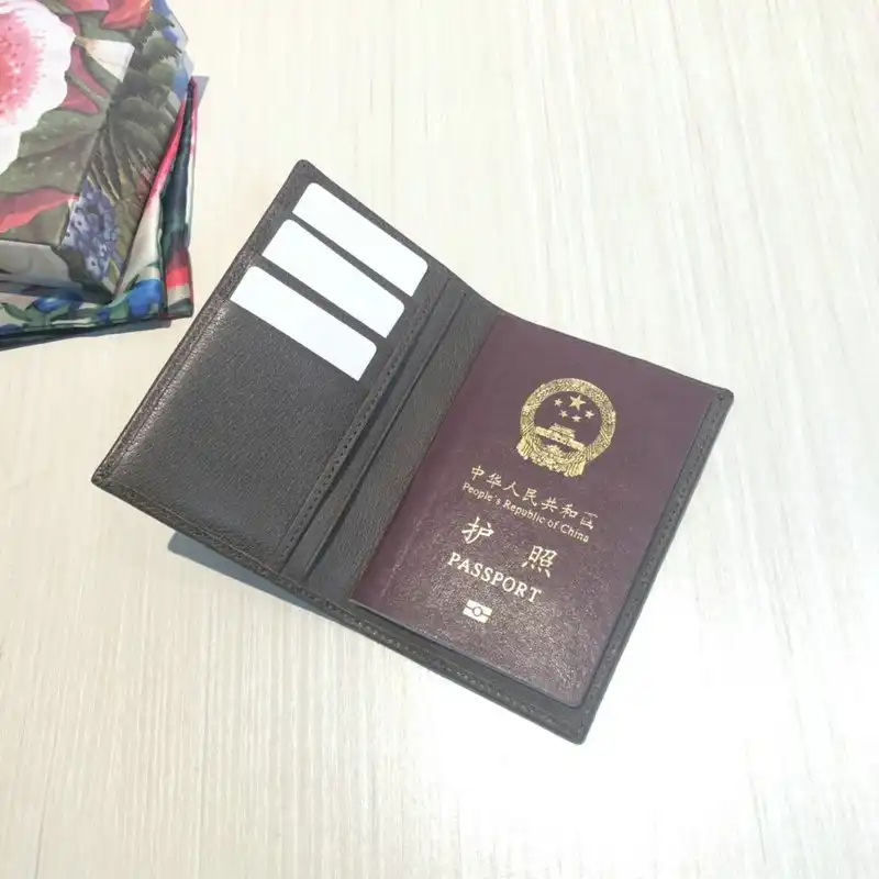 G*u*i bags 20guc0110