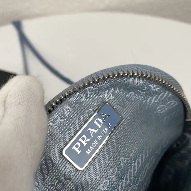 Pra*a bags 204b570049