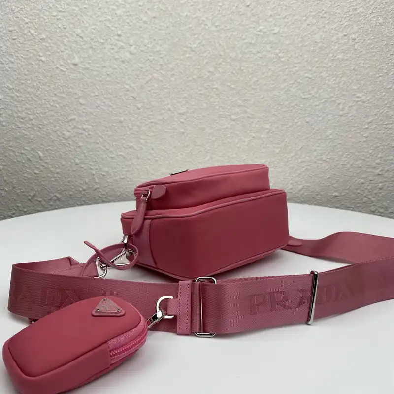 Pra*a bags 2101sh0035