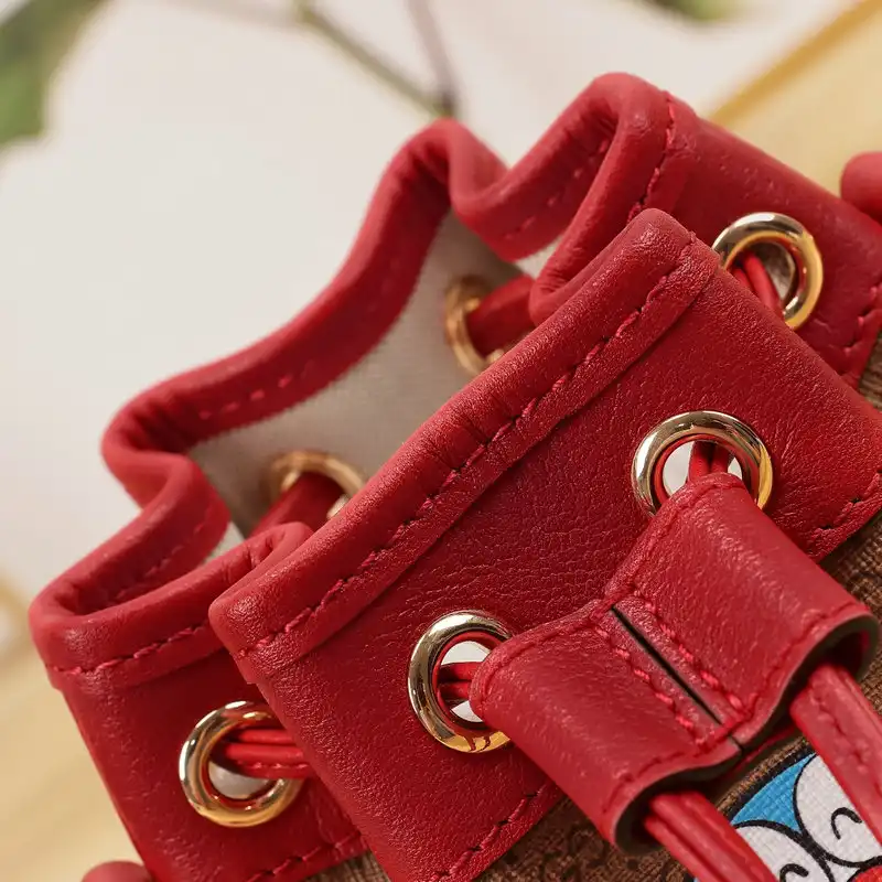 G*u*i bags 2104dj0073