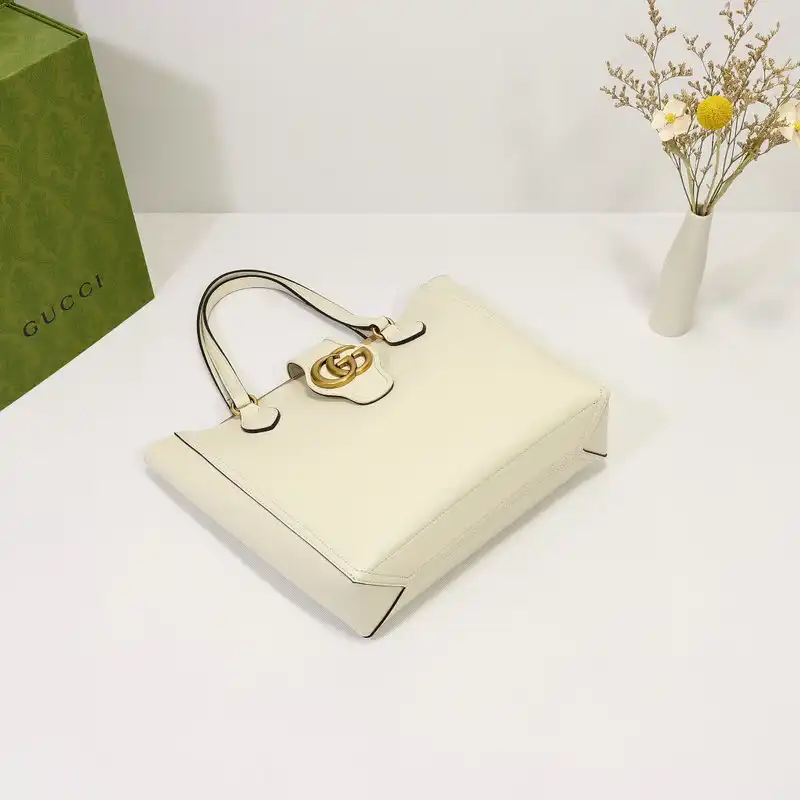 G*u*i bags 2106dj0038