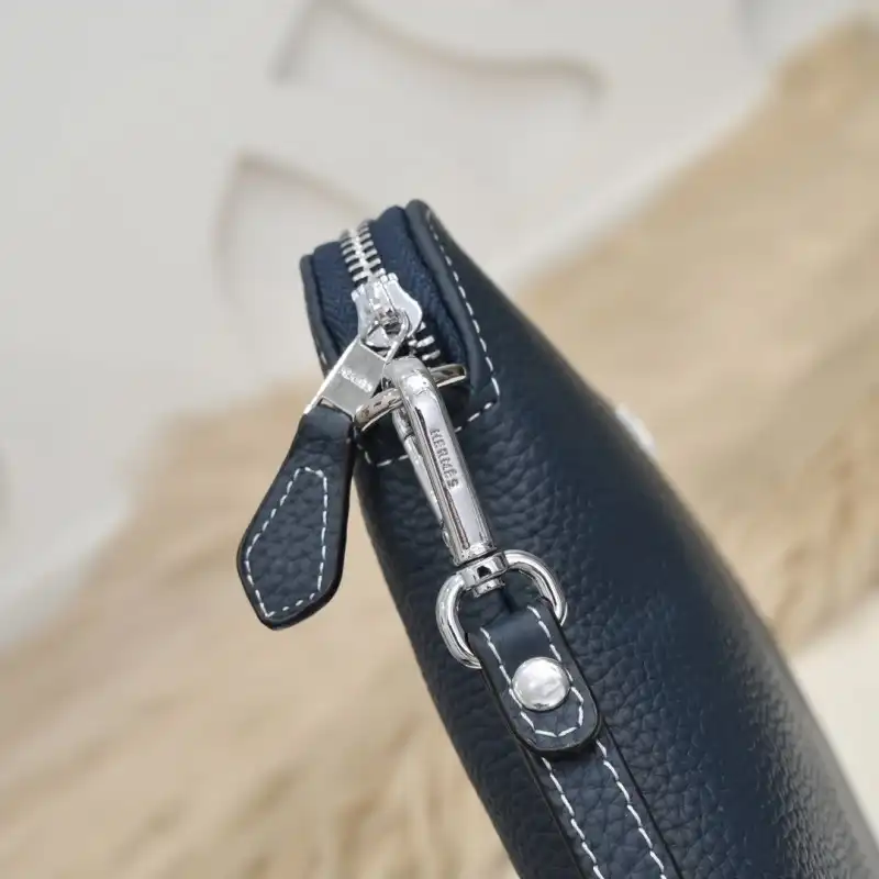 H**me5 bags 2107ya0053