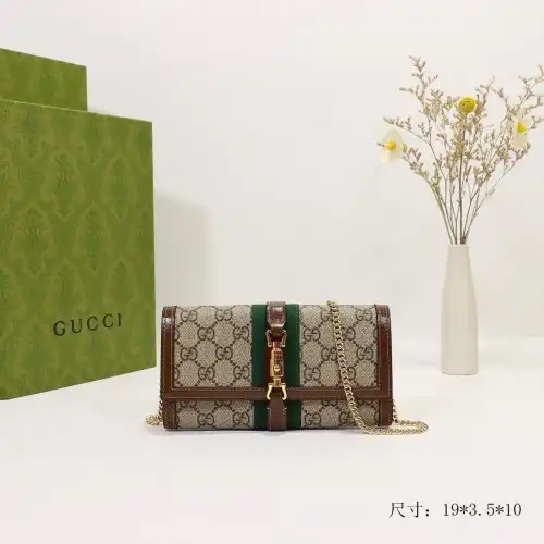 G*u*i bags 2107ya0104