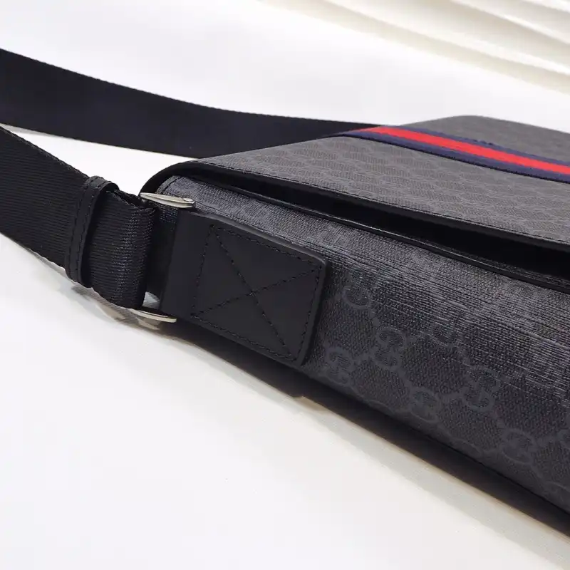 G*u*i s bags 2108dj0027