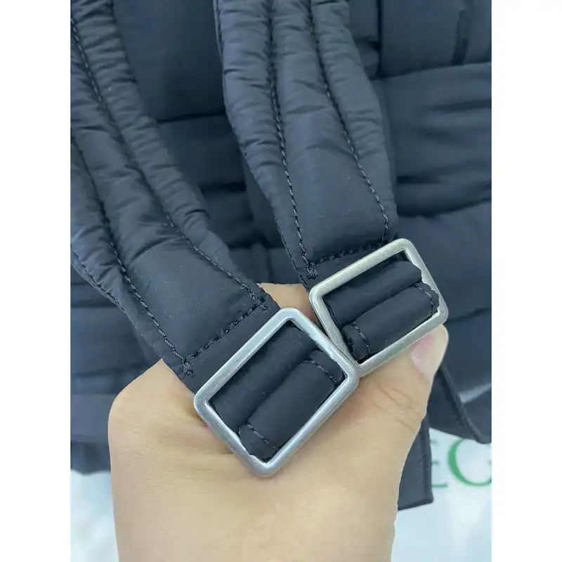 b0tt*ga Ven*ta bag 2108sf0305