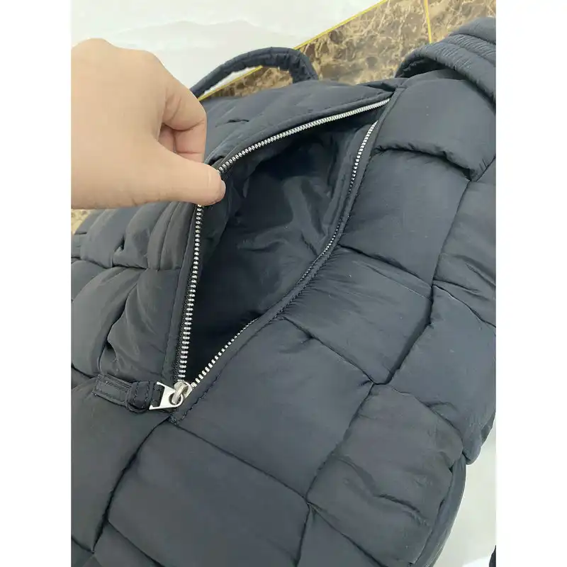 b0tt*ga Ven*ta bag 2108sf0305