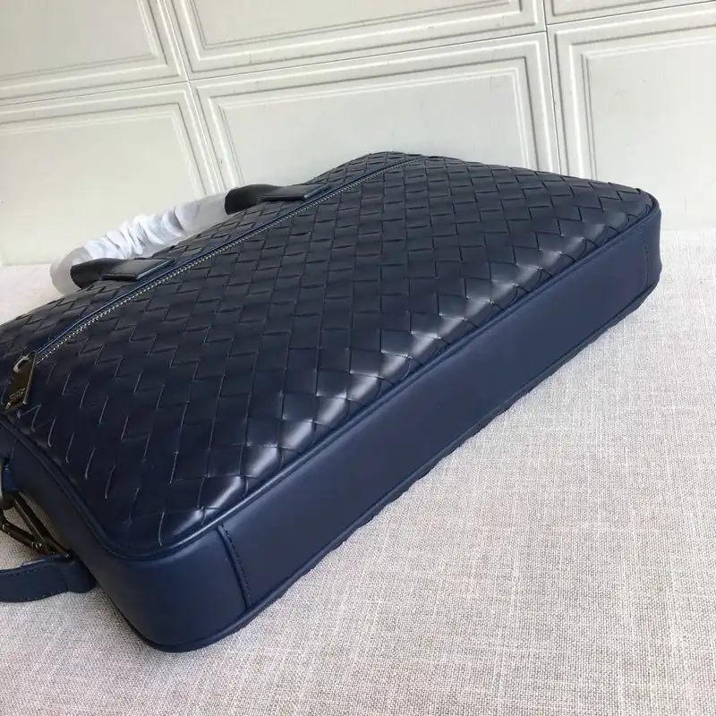 b0tt*ga Ven*ta bag 2108sf0317