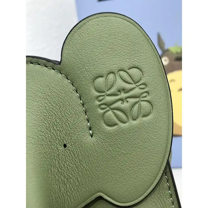 L0ew* s bags 2108ya0013