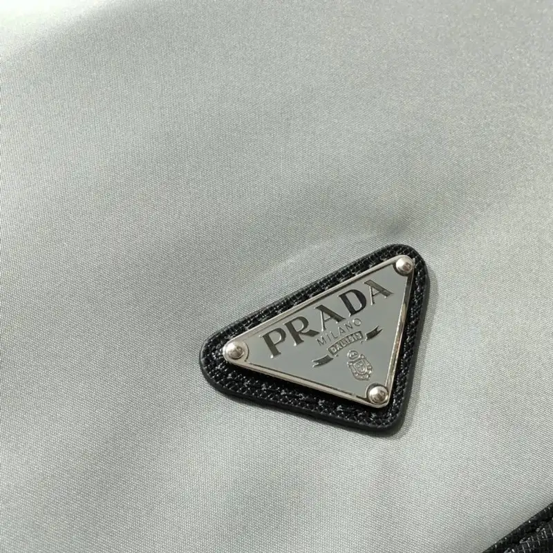 Pra*a s bags 2110yz0019