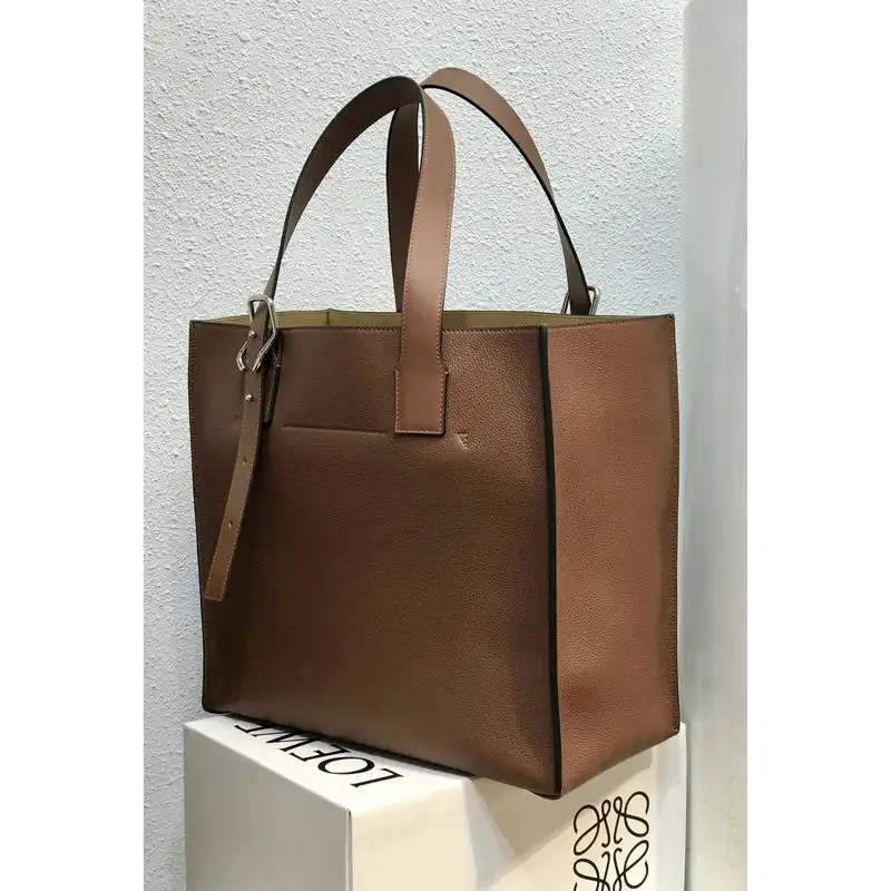 L0ew* bags 2111ya0010