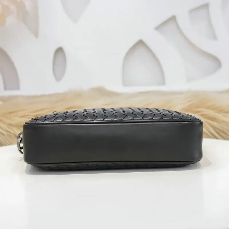 b0tt*ga Ven*ta bags 2111yz0021