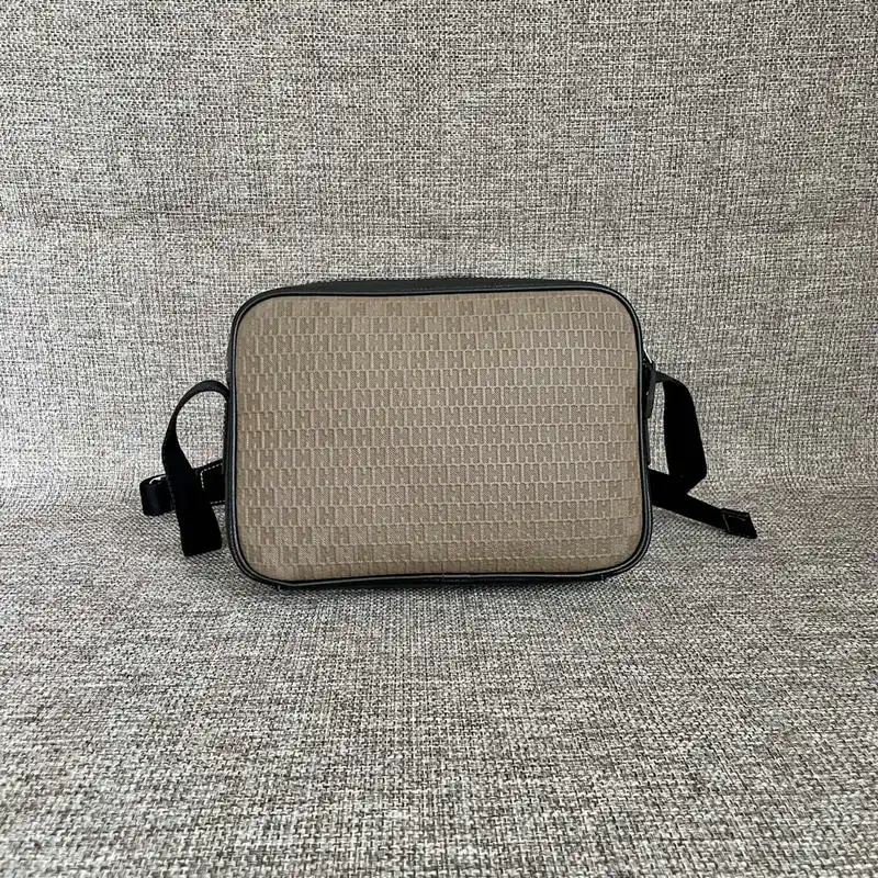 H**me5 bags 2111yz0092