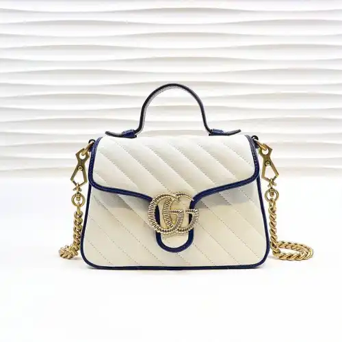 G*u*i bag 2112dj0002