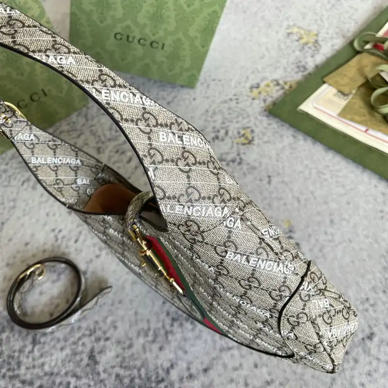 G*u*i bags 2112dj0104