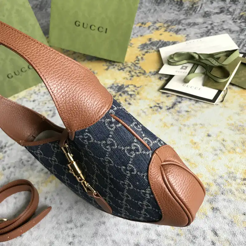 G*u*i bags 2112dj0112