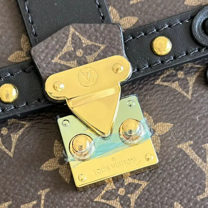 G*u*i bag 2112ya0045