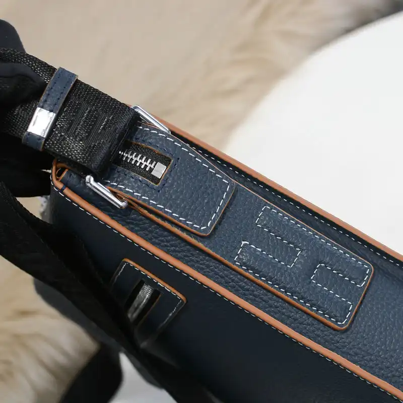 H**me5 bag 2112yz0037