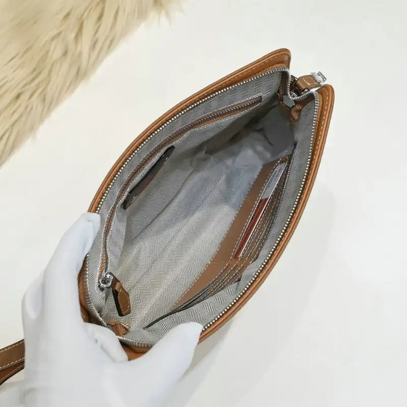 H**me5 bag 2112yz0039