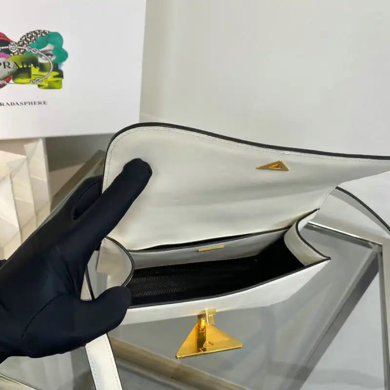 Pra*a bag 2201dj0004