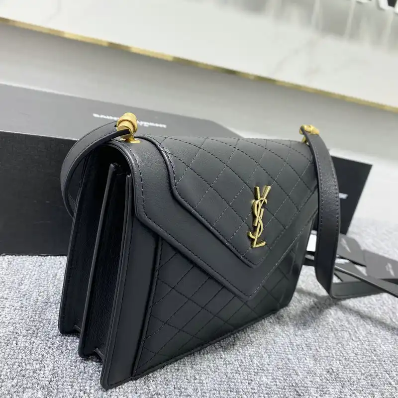 Y51 bag 2204hs0106