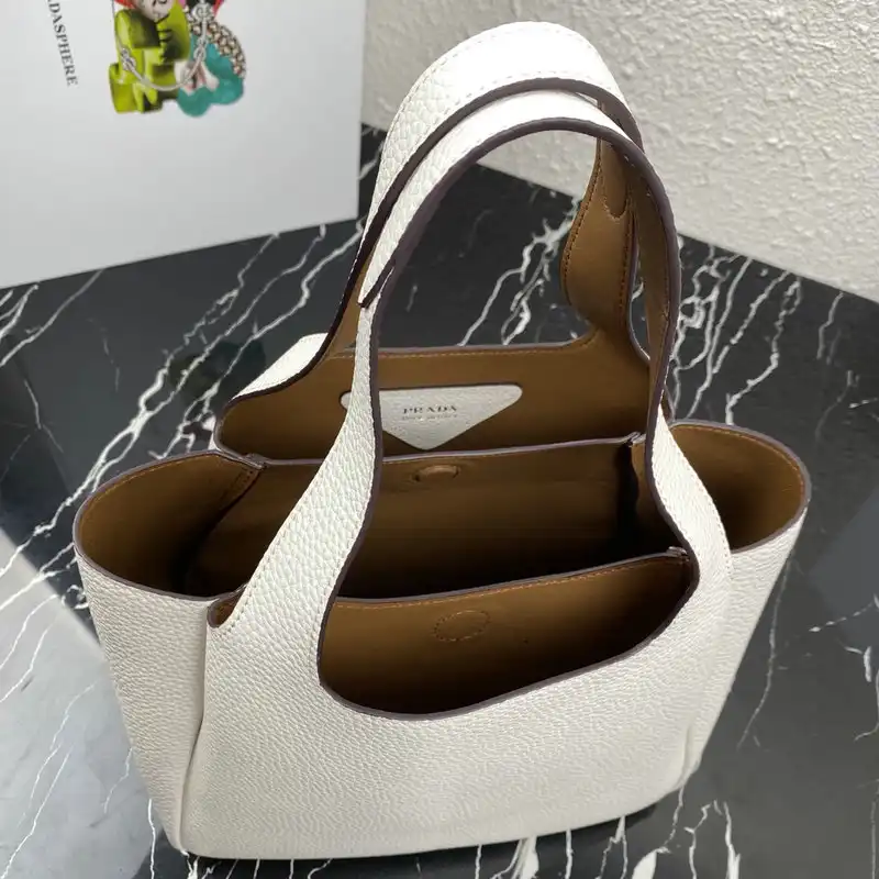 Pra*a bag 2204ya0048