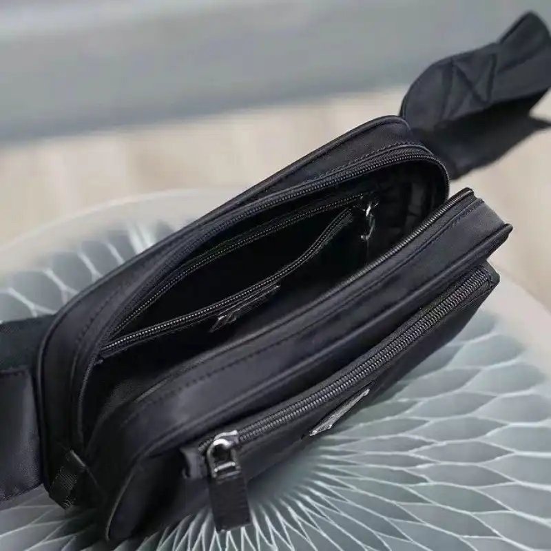 Pra*a bag 2204yz0048