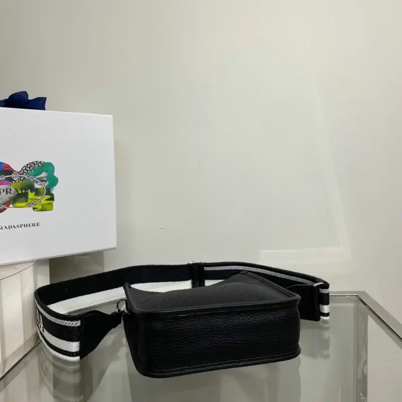 Pra*a bag 2205ya0045