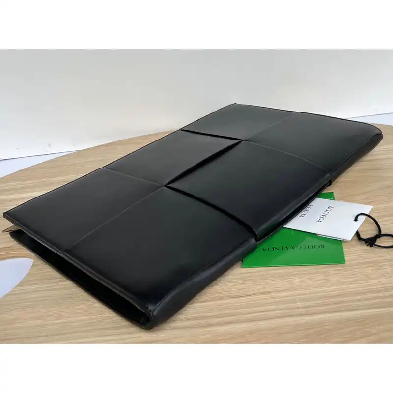 b0tt*ga Ven*ta bag 2209sf0028